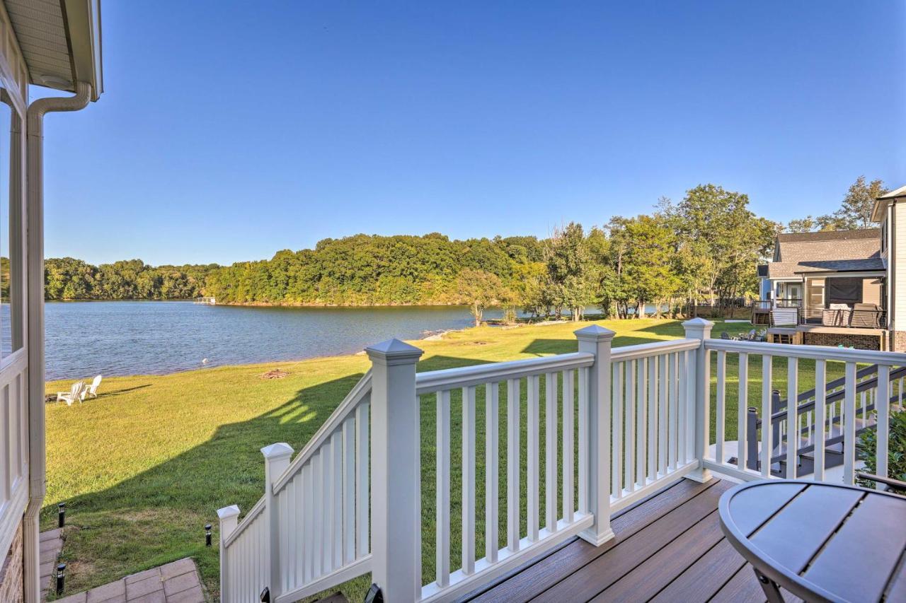 Waterfront Oasis On Tims Ford Lake Poolandkayak! Winchester Bagian luar foto